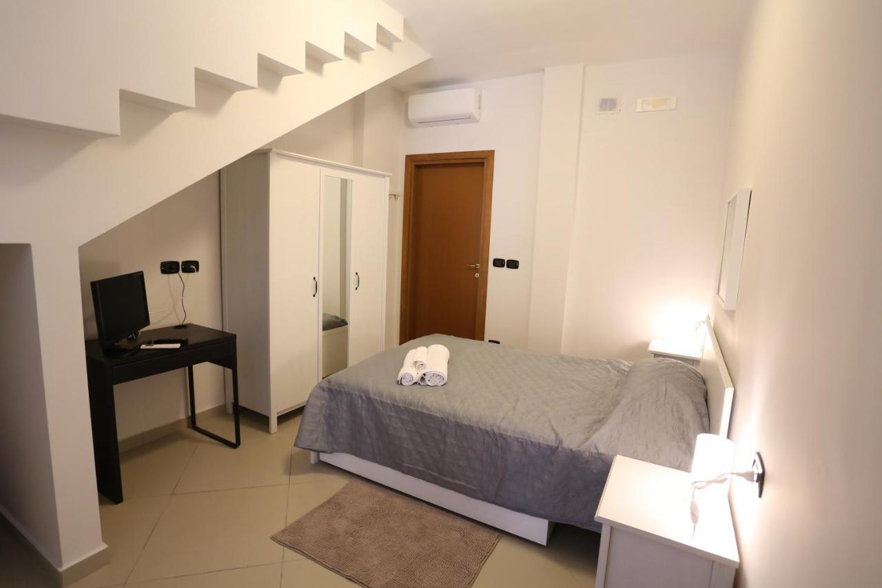 Santoronzo Bed and Breakfast Turi Exterior foto